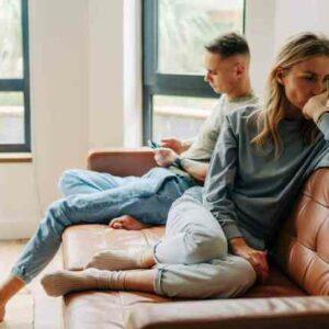 9 Surprising Signs Your Relationship Might Be Doomed – Backed by Science!